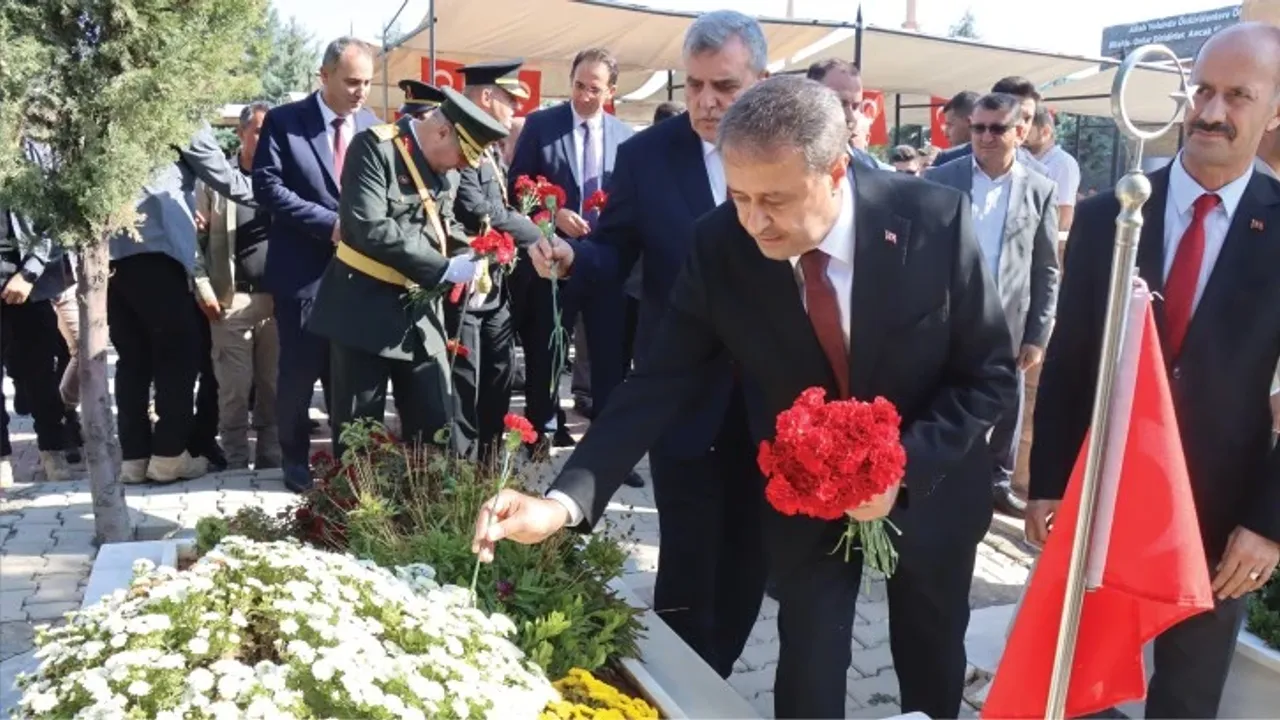 Şanlıurfa'da Cumhuriyet'in 100. Yılı Coşkuyla Kutlanıyor