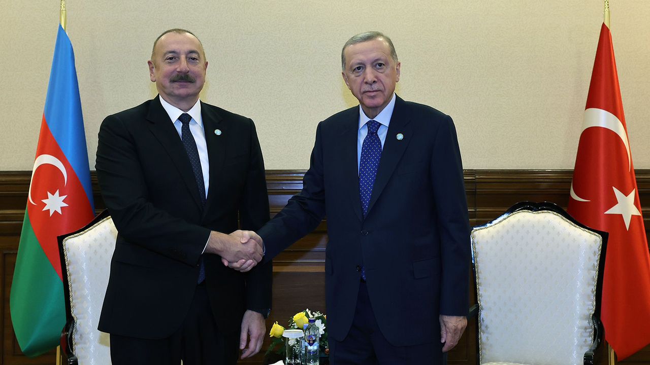 Cumhurbaşkanı Erdoğan ve Aliyev, Filistin Konusunda Görüştü