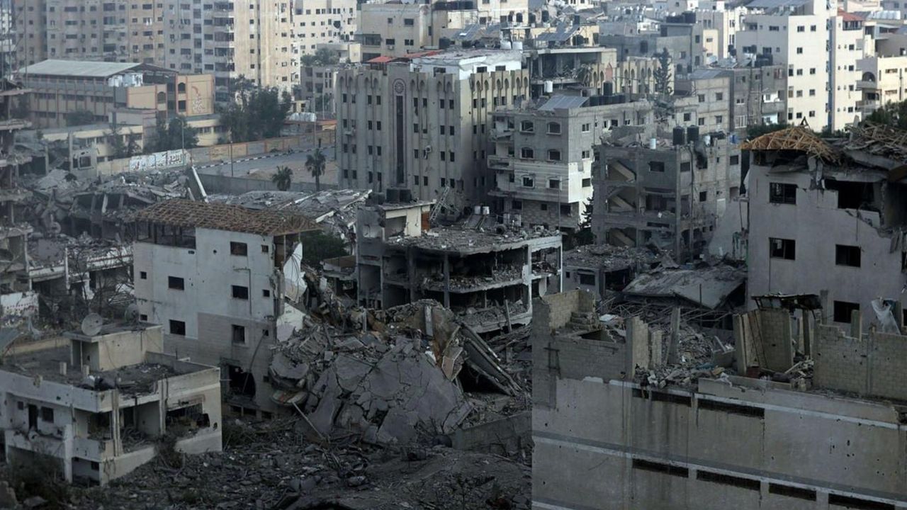 Gazze'deki Saldırılarda Evlerin Yarısı Yıkıldı!
