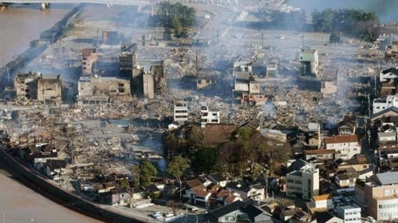 Japonya'da Deprem Bilançosu Ağırlaşıyor!