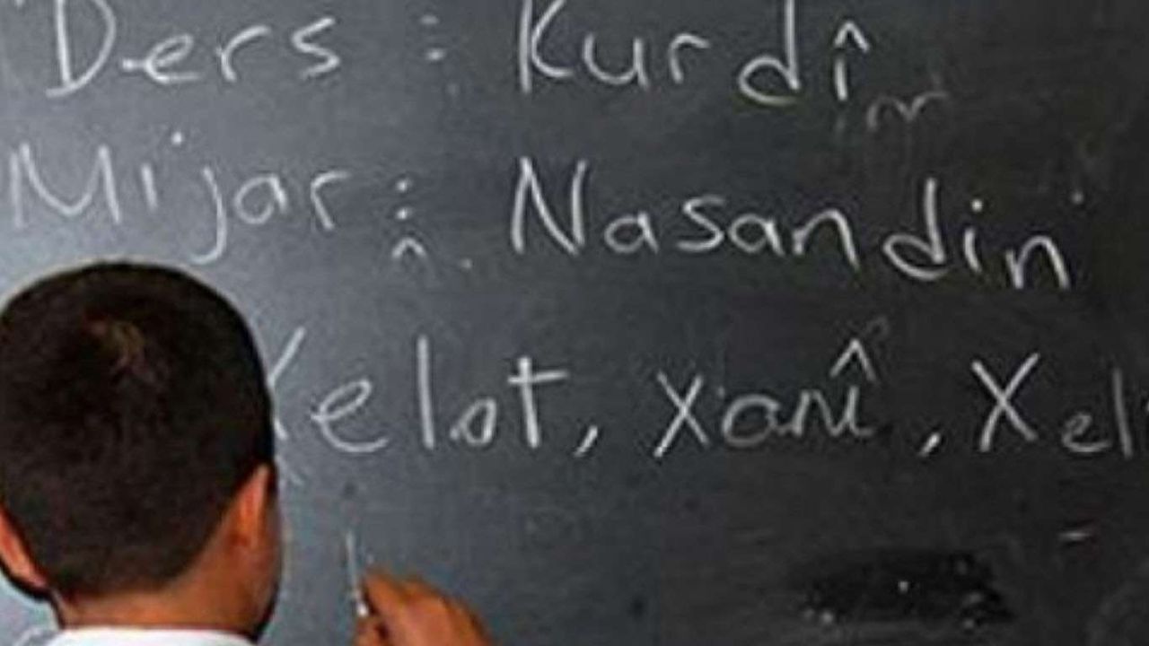 Kürtçe Seçmeli Ders Başvuruları Devam Ediyor: Öğrencilere Dil Zenginliği Kapısı Açılıyor