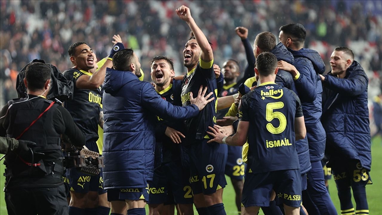 Fenerbahçe Averajla Lider: Süper Lig'de 24. Hafta Sonuçları ve Puan Durumu