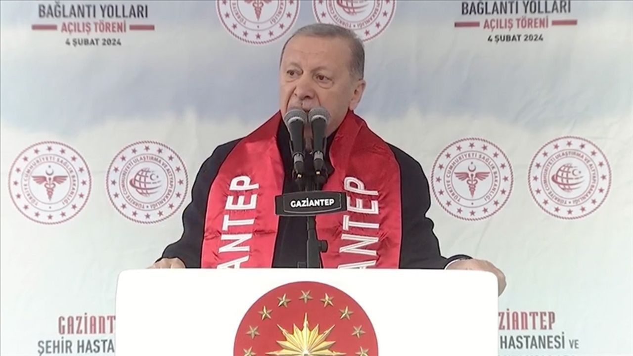 Cumhurbaşkanı Erdoğan: 'Deprem Şehirlerimizi Ayağa Kaldırana Kadar Durup Dinlenmeyeceğiz'