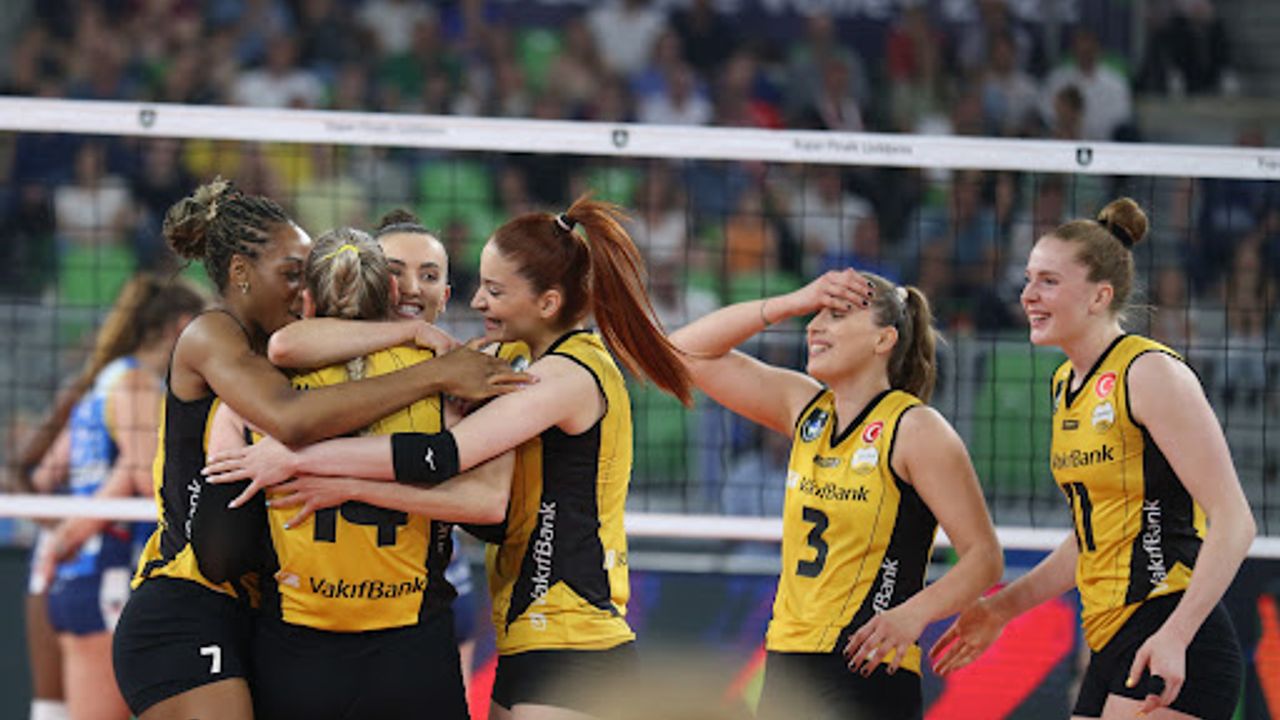 VakıfBank Kadın Voleybol Takımı, Çeyrek Finale Yükselmek için Sahaya Çıkıyor