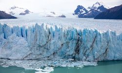 Arktik Sıcaklık Rekorları Kırılıyor: Buzullar Hızla Eriyor, İklim Değişikliği Tehlikesi Artıyor!