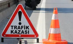 Şanlıurfa'da Tıra Çarpan Otomobildeki 5 Kişi Yaralandı!