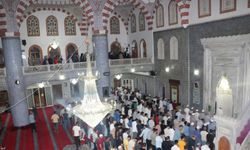 Şanlıurfa'da Aileler Sabah Namazında Bir Araya Geldi!