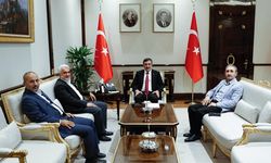 HÜDA PAR Genel Başkanı Yapıcıoğlu, Cumhurbaşkanı Yardımcısı Yılmaz'a Ziyaret