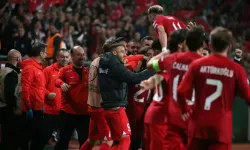 Türkiye'nin Avrupa Şampiyonası Yolculuğu: Letonya'yı 4-0 Yenerek Finallere Adım Attı!