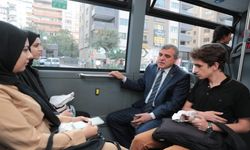 Başkan Beyazgül ve Rektör Güllüoğlu, Kampüse Otobüsle Yolculuk Yaptı!