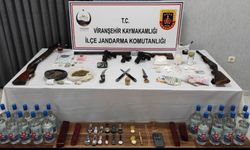 Viranşehir’de eğlence mekanına operasyon, 8 gözaltı
