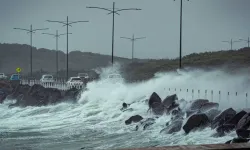Denizlerde Fırtına Uyarısı: Marmara, Karadeniz ve Ege’de Dikkat