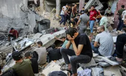 Gazze'de Ölü Sayısı 20 Bin 674'e Yükseldi: İsrail Saldırıları Devam Ediyor