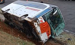 Şanlıurfa'da yolcu otobüsü Tır ile çarpıştı, 10 yaralı