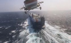 Yemen'de Amerikan Şirketine Ait Gemiye Husi Misillemesi
