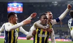 Fenerbahçe, Başakşehir'i Deplasmanda 1-0 Mağlup Ederek Galibiyetini Aldı