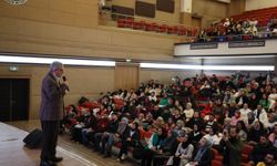Şanlıurfa Büyükşehir Belediye Başkanı Beyazgül, Öğrencilerle Buluştu