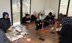 Şanlıurfa'da Kadınlar, Üreten Kadınlar Merkezi'nde Meslek Ediniyor