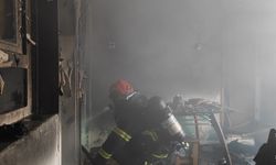 Haliliye’de yangın, 3 kişi dumandan etkilendi