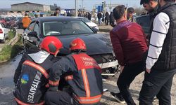 AK Parti Milletvekili Trafik Kazasında Yaralandı