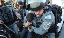 İşgal Altındaki Batı Şeria ve Kudüs'te 7 bin 820 Filistinli Alıkondu