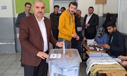 HÜDA PAR İlçe Belediye Başkan Adayları Oylarını Kullandı
