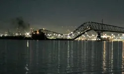 ABD'de Baltimore'daki Francis Scott Key Köprüsü, Gemi Çarpması Sonucu Çöktü