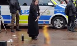 İsveç'te kadın Kur'an-ı Kerim'i yakarak provokasyon yaptı