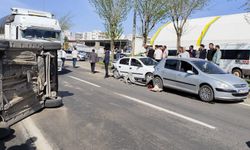 Urfa'da zincirleme kaza: 2 yaralı