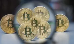 Bitcoin Fiyatı 65 Bin Doların Altına Geriledi