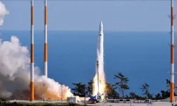 Güney Kore'nin NEONSAT-1 Uydusu Uzay İstasyonuyla İlk İletişimini Kurdu