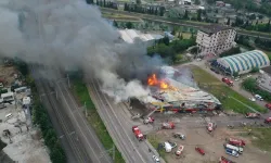 İzmit'te Market Deposunda Yangın Alarmı