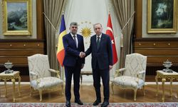 Romanya Başbakanı Ciolacu Türkiye’de: Diplomatik Buluşma Cumhurbaşkanlığı Külliyesinde