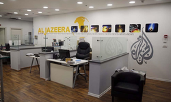 İsrail, Al Jazeera'nın Ofislerini Bastı: Yayınlarını Sonlandırdı!
