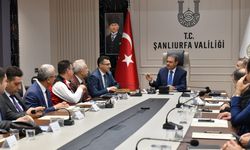 Vali̇ Şıldak, ‘Sokak Hayvanlari’ hassasi̇yeti̇ i̇çi̇n kurumlarla bi̇r araya geldi̇