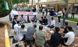 Şanlıurfa'da üniversite öğrencileri Gazze için oturma eylemi yaptı