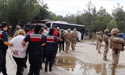 İçişleri Bakanı Yerlikaya: "Mahzen-36" operasyonunda 42 şüpheli yakalandı