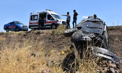 Siverek'te otomobil şarampole devrildi: 1 ölü, 3 yaralı