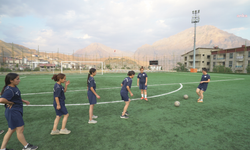 Kadın futbolunun yıldızları ödüllerine kavuşuyor