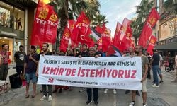 İzmir'de TKP üyelerinden ABD askeri gemisinin kente demir atmasına tepki: "Bu gemi buradan gidecek"