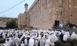 İşgal rejimi İbrahim Camii'ni kapattı