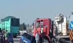 Adana'da tır ile otomobil çarpıştı: 1 ölü, 1 yaralı