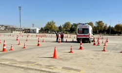 Şanlıurfa'da ambulans sürüş güvenliği eğitimi verildi