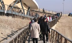 Göbeklitepe kış aylarında da ziyaretçi akınına uğruyor