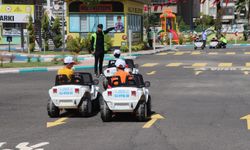 Şanlıurfa'da Çocuklara Uygulamalı Trafik Eğitimi Verildi