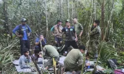 Kolombiya'da 4 Çocuk Uçak Kazası Sonrası 40 Gün Boyunca Ormanda Kayıp Kaldıktan Sonra Sağlık Durumları İyi