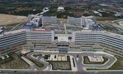 Bursa'da ''kapalı yöntem mini baypas'' ameliyatı hastalara başarıyla yapılıyor