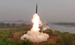 Kuzey Kore, kıtalar arası balistik füze denemesi gerçekleştirdi