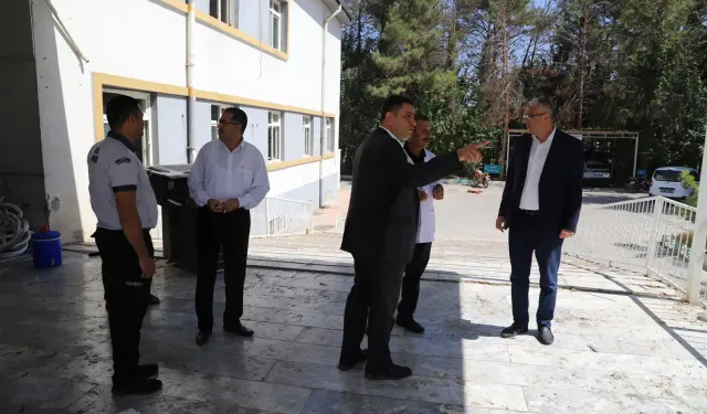 Şanlıurfa Harran'da Depremde Hasar Gören Hastane Yıkım Sürecine Giriyor!