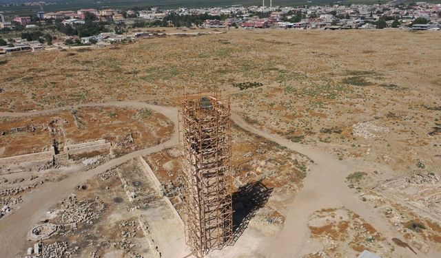 Harran'ın Depremlerde Hasar Gören 13 Asırlık Simge Minaresi Onarılıyor